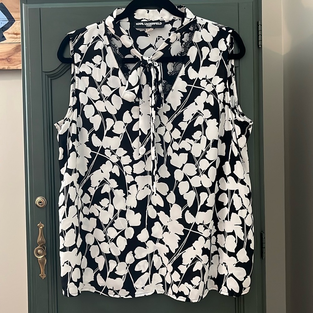KARL LAGERFELD PARIS Sleeveless Blouse